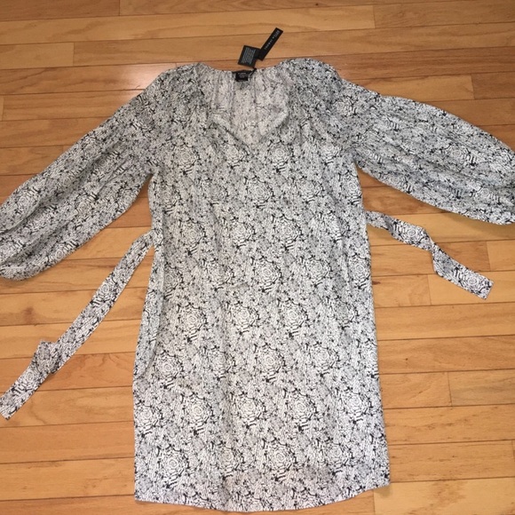 Thomas Wylde Tops - ♥️100% Authentic Thomas Wylde 100% silk size XL♥️